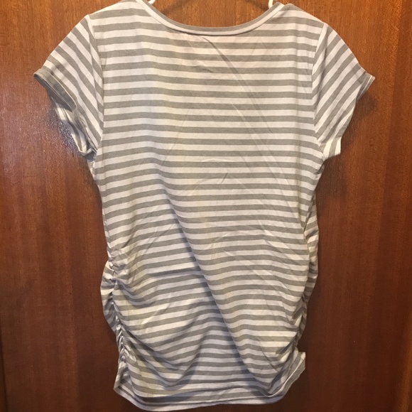 Motherhood Maternity Size L Tee - Picture 2 of 2